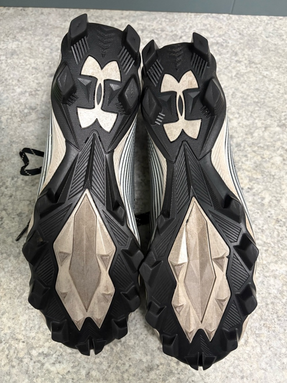 Men’s football cleats - Picture 3 of 3
